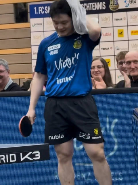 重庆冠军赛男单决赛勒布伦逆转夺冠 国乒主场