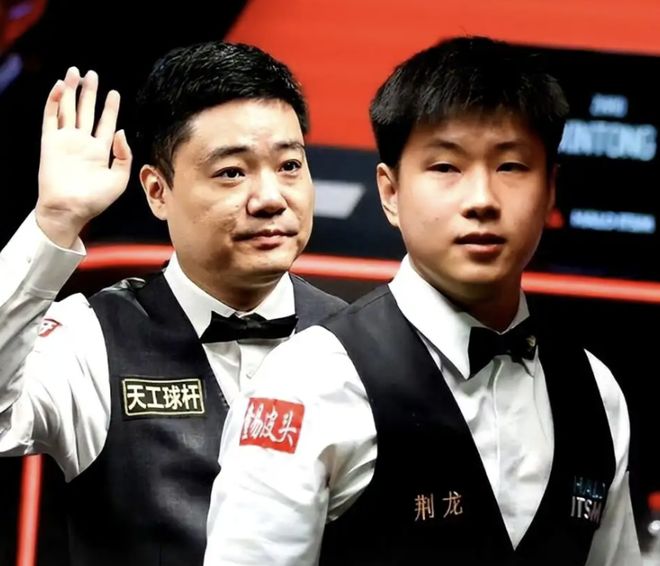 斯诺克世锦赛赵心童丁俊晖对决引期待 中国军团
