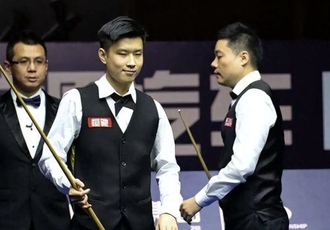 斯诺克世锦赛赵心童丁俊晖对决引期待 中国军团