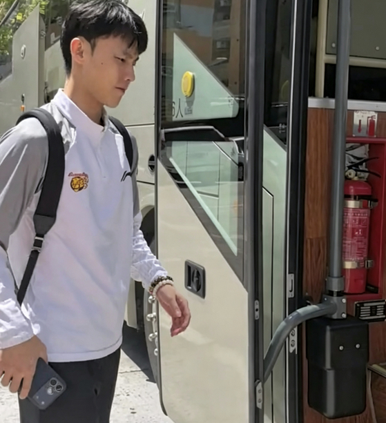 广东男篮备战德比战：阵容调整引关注 三分命中